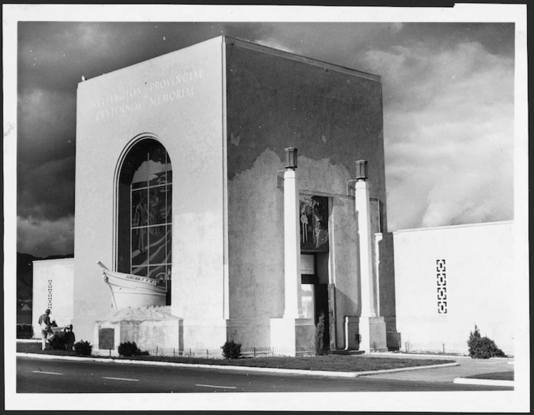 Image: Wellington Provincial Centennial Memorial, Petone