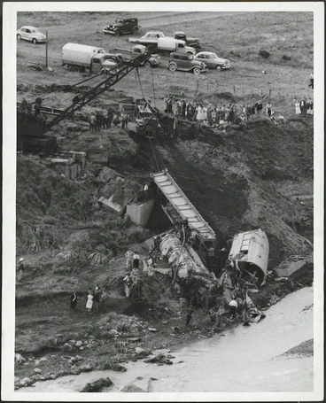 Image: Railway disaster at Tangiwai