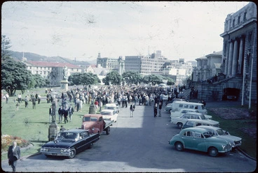 Image: Anti Vietnam War demonstration protesting in front of Parliament, Wellington