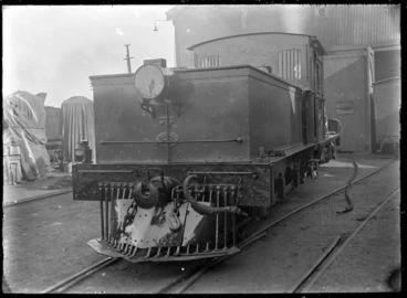 Image: Steam locomotive "J" 118 at the Petone Railway Workshops. Rear view of the tender. 1924