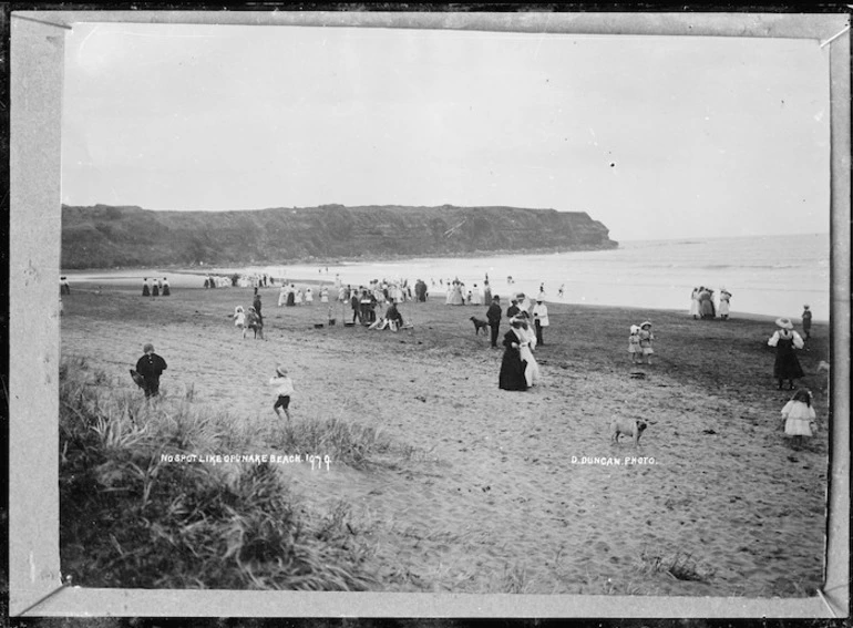 Image: Crowd of people at the beach at Opunake - Photograph taken by David Duncan