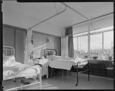 Image: Four bed room, Masterton Hospital, Wairarapa
