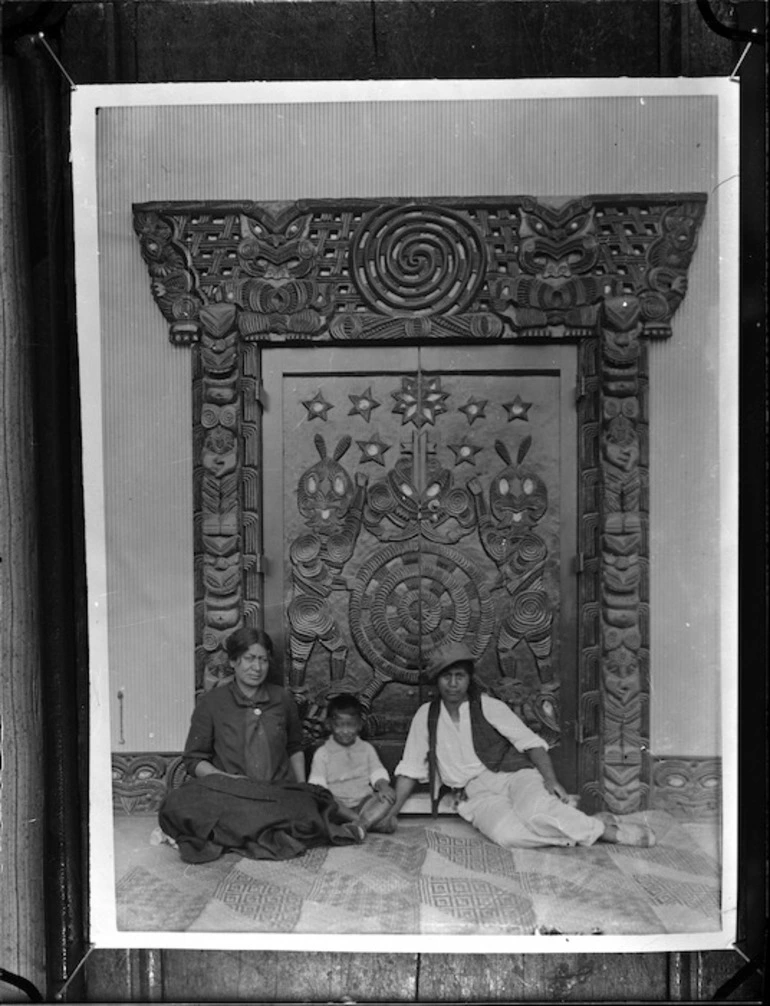 Image: Carved door, and door surround, including the coat of arms for the Maori kings (Te Paki o Matariki) at the Turongo House, Turanga-waewae, Ngaruawahia