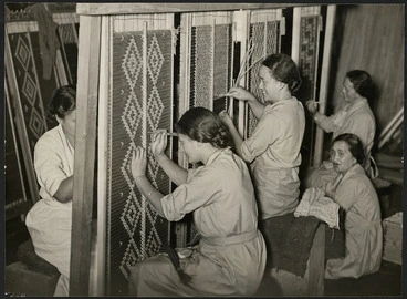 Image: Māori women from Ōtaki making tukutuku panels