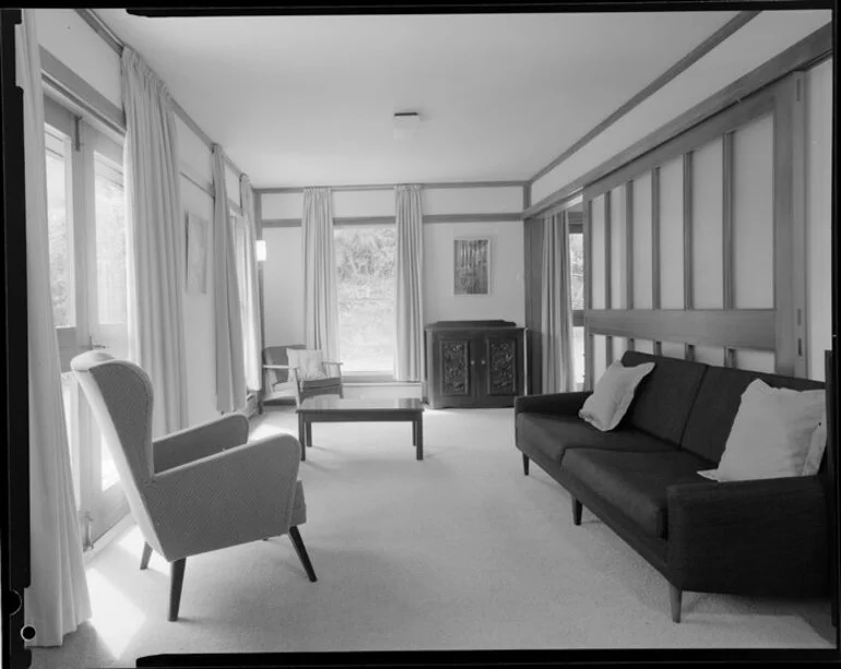 Image: Interior of unidentified house