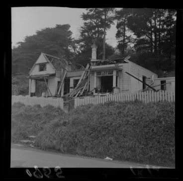 Image: House in Stokes Valley, Lower Hutt, which will be burned to the ground by the fire brigade