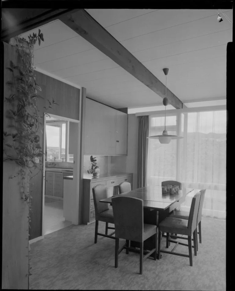 Image: Dining room of Utting house [Wellington?]