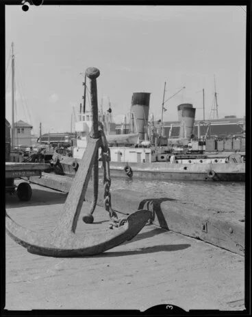 Image: Ship and anchor at Wellington wharves
