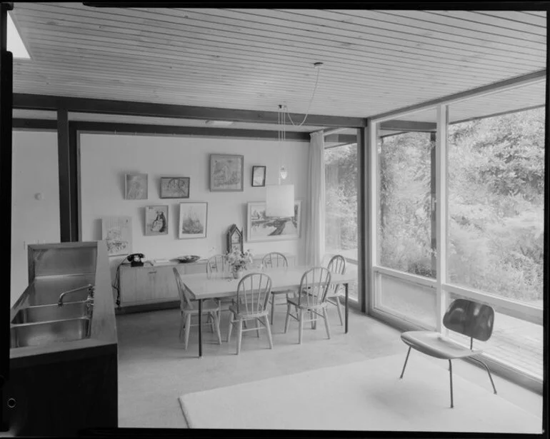 Image: Dining room of Alington house, 60 Homewood Crescent, Karori, Wellington