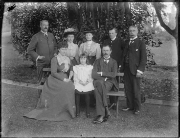 Image: Family and staff of Lord Ranfurly, Governor of New Zealand