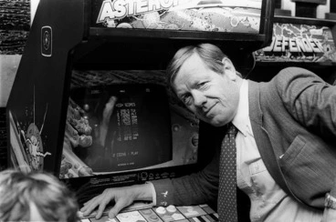 Image: Chris Loomans with Atari electronic game Asteroids