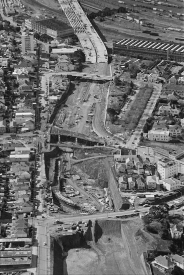 Image: Aerial view of Wellington Urban Motorway under construction