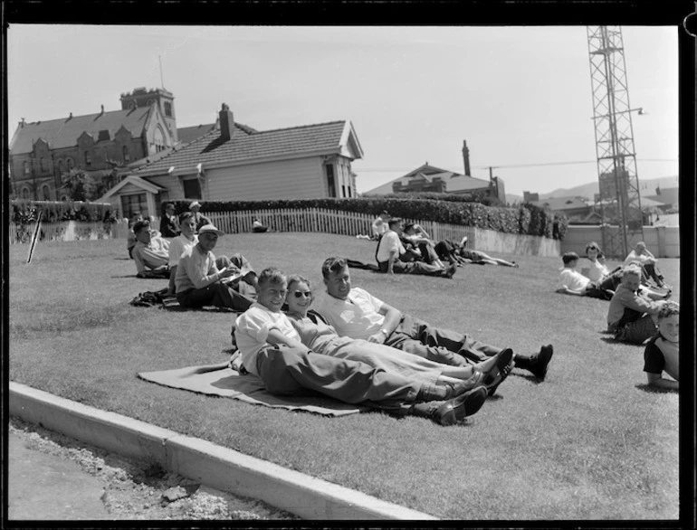 Image: Spectators at a Plunket Shield cricket match, Basin Reserve, Wellington