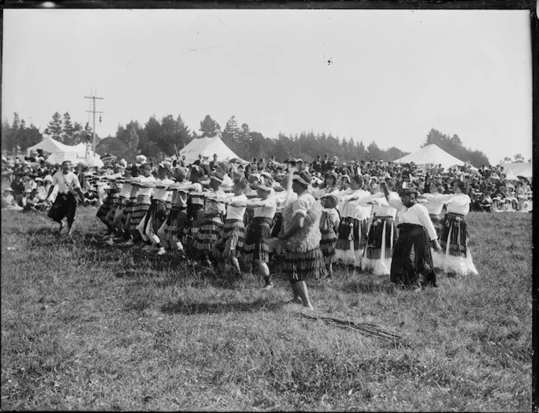 Image: Maori dance group