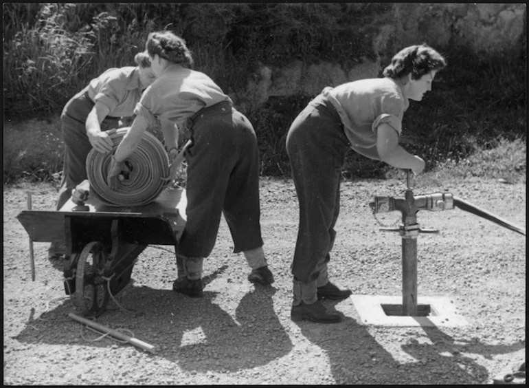 Image: WAAC Camp fire brigade practice, Miramar, Wellington