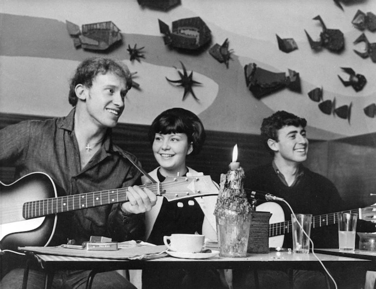 Image: Three people in the Monde Marie coffee bar, Wellington, New Zealand