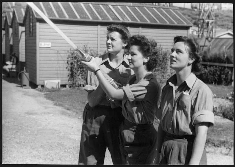 Image: WAAC Camp fire brigade practice, Miramar, Wellington