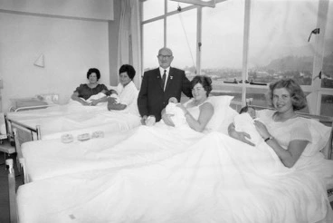 Image: Four Hutt Hospital Red Cross babies, with their mothers and the president of the Lower Hutt Red Cross