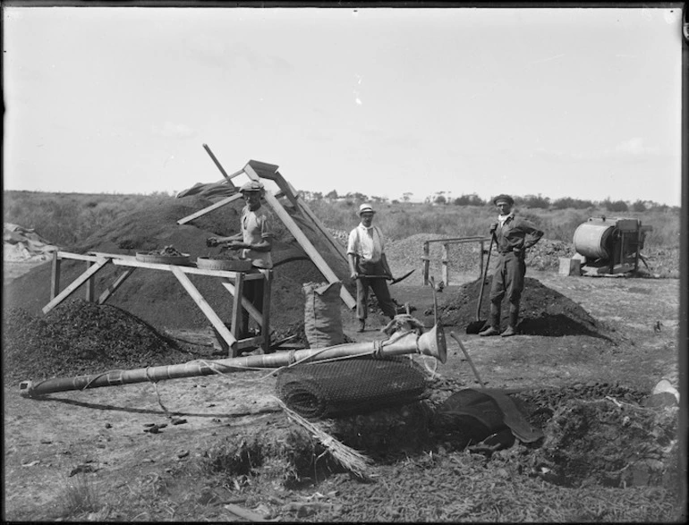 Image: Kauri gum industry, Northland