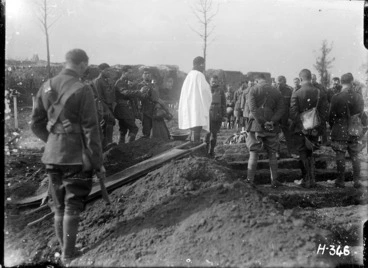 Image: Pioneer Battalion soldiers at the funeral of Lieutenant-Colonel George A King, Ypres