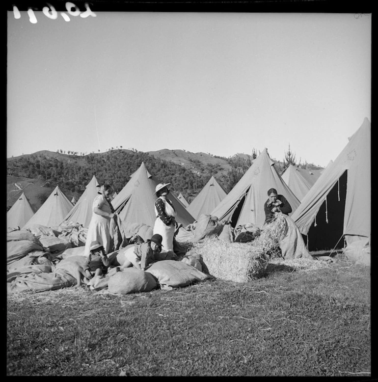 Image: Preparing for members of the Maori Battalion arriving for the hui to mark the posthumous awarding of the Victoria Cross to Te Moananui-a-Kiwa Ngarimu, in Ruatoria