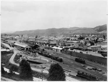 Image: Overlooking Taumarunui town and railway yards