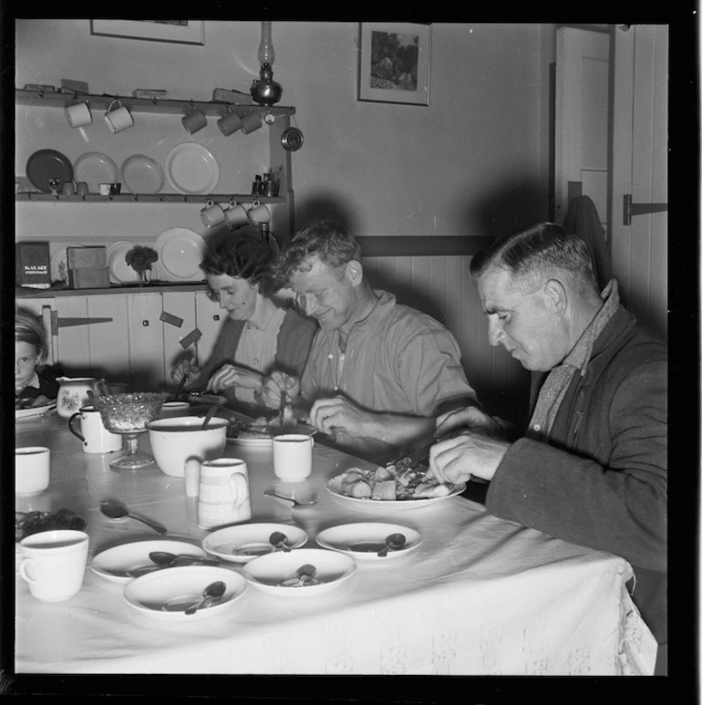 Image: Dinner time, Manuka Point Station