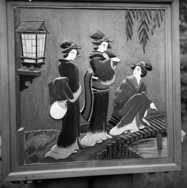 Image: Wood carving created by a Japanese prisoner of war