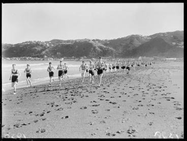 Image: Runners at Lyall Bay