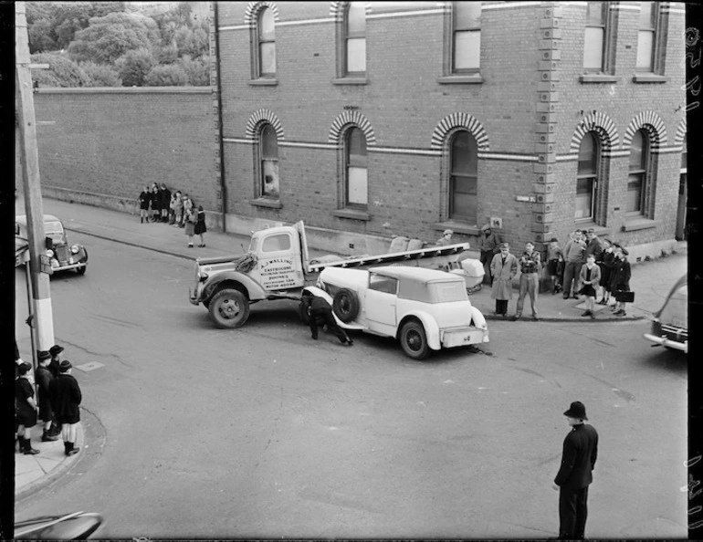 Image: Truck and car accident