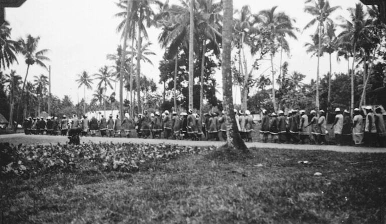 Image: A women's Mau procession at Vaimoso