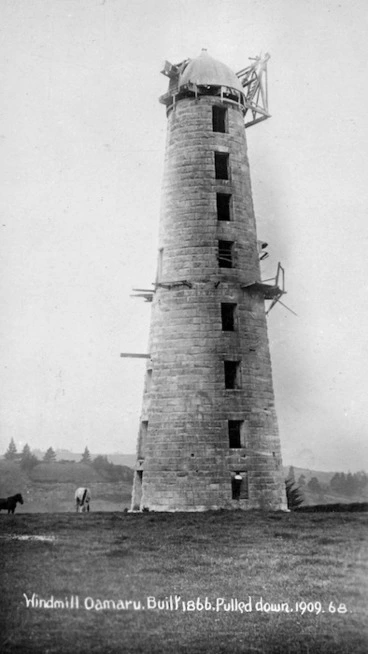 Image: Windmill owned by the milling business of Jas Hassell, Oamaru