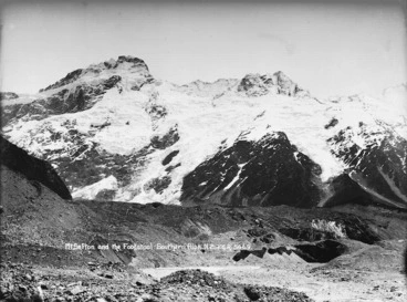 Image: Mount Sefton and The Footstool, Southern Alps