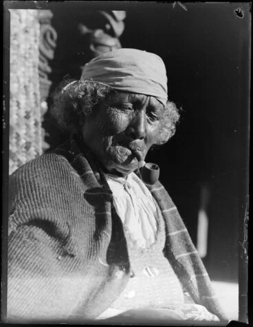 Image: Portrait of an unidentified Maori woman smoking a pipe, Taupo