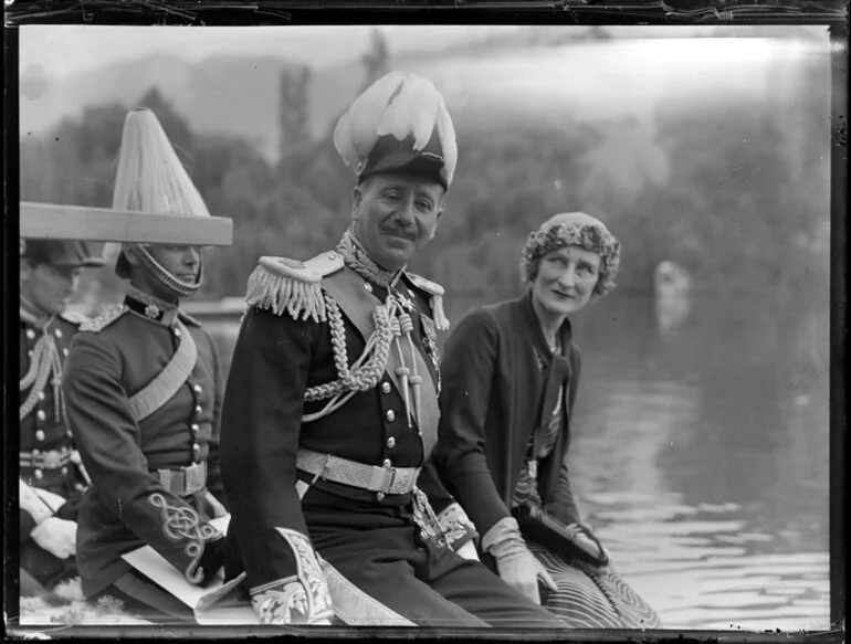 Image: Lord and Lady Galway arriving at Ngaruawahia by Maori war canoe, Waikato