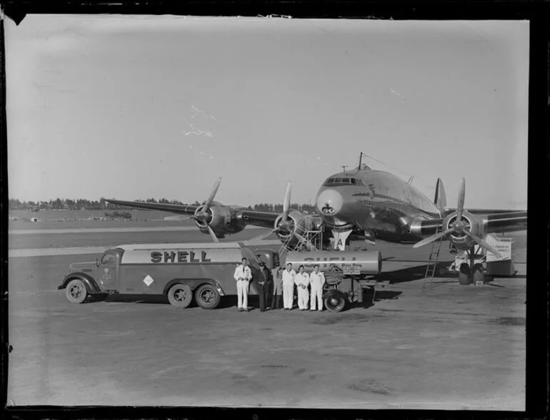 Image: Shell Company, refuelling trucks, Whenuapai