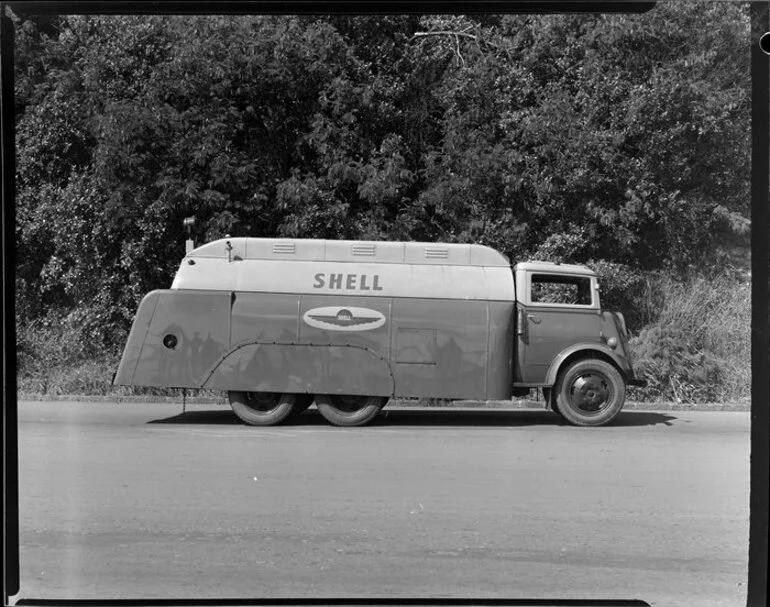 Image: Fuel tanker, truck, Shell Oil Company