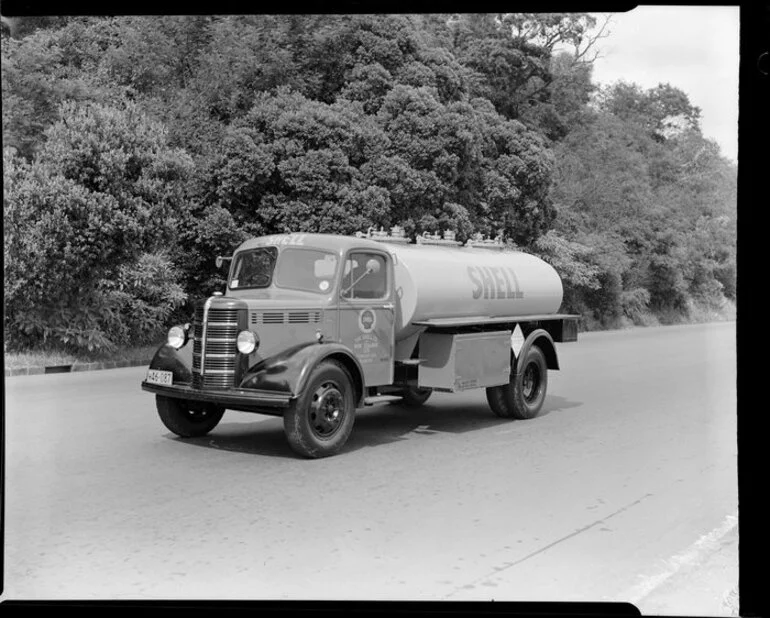 Image: Shell company truck