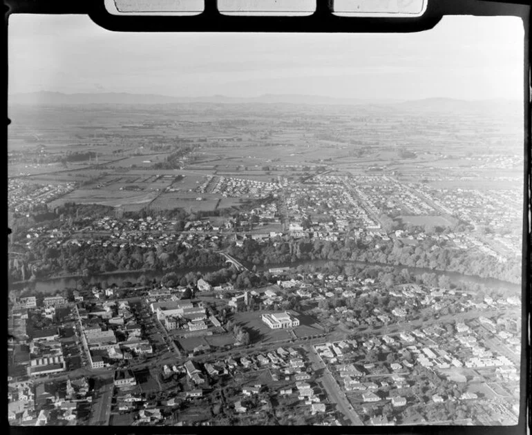 Image: Central Hamilton, Waikato Region, including Hamilton Courthouse and Waikato River