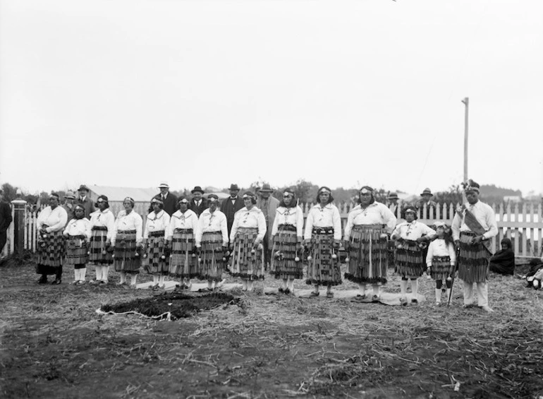 Image: Poi dancers