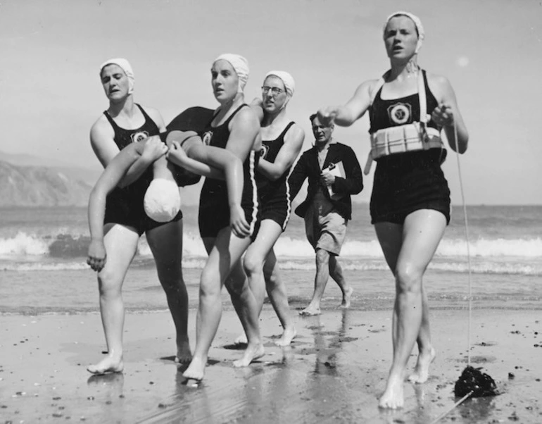 Image: St Clair (Dunedin) life-saving team competing in an event