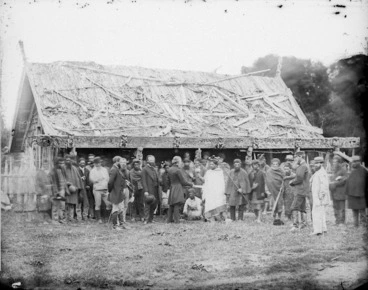 Image: Meeting between Dr Isaac Featherston and Wanganui iwi at Putiki
