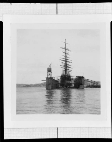 Image: Ship 'Pamir' in dry dock, Wellington