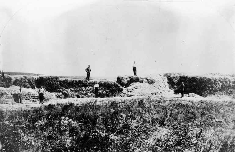 Image: British soldiers at a redoubt in Rangiriri