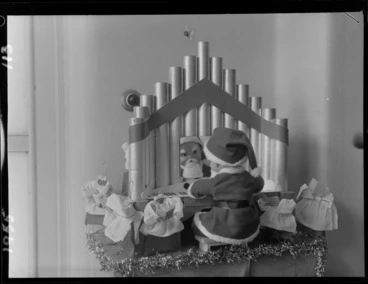 Image: Miniature Santa Claus playing an organ at Wesley Ewart Hospital, Newtown, Wellington