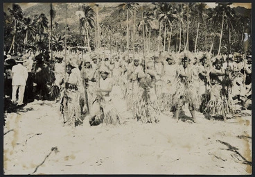 Image: Cook Island dancers, Aitutaki Island, Cook Islands
