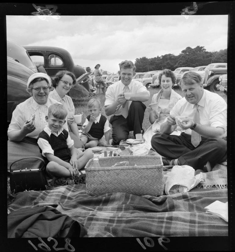 Image: Tauherenikau Picnic group