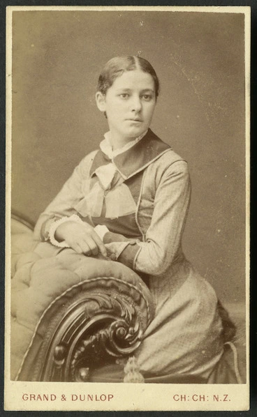 Image: Grand & Dunlop (Christchurch) fl 1878 :Portrait of unidentified woman