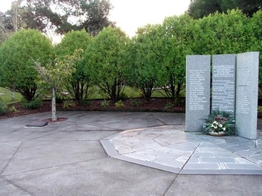 Image: Erebus disaster memorial at Waikumete Cemetery