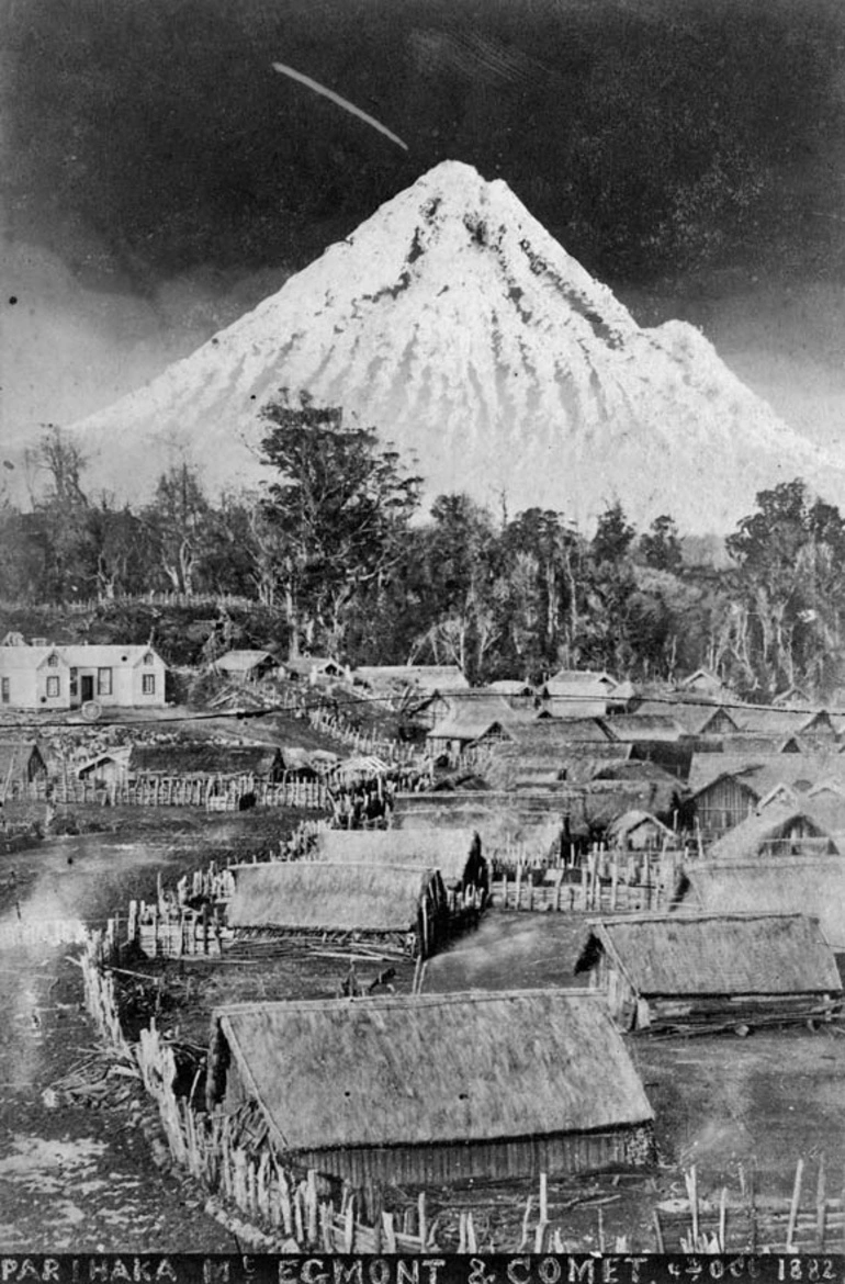 Image: Parihaka, Mt Egmont and comet